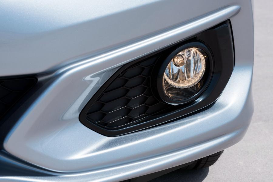 Детали экстерьера Honda Fit 2017 года  (NA) (фото 10 из 50)